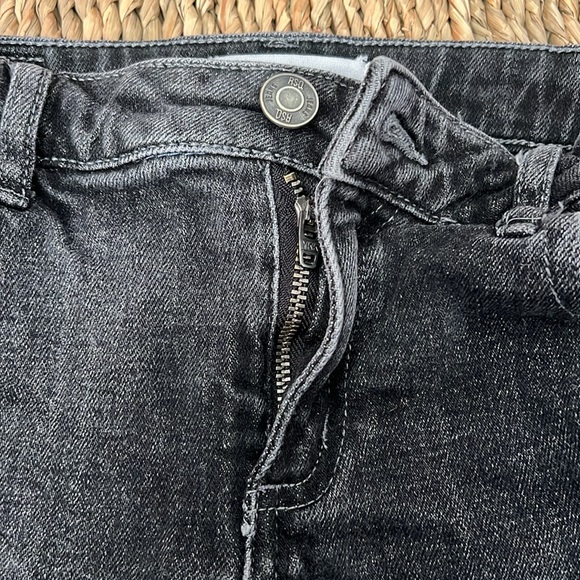 RSQ Girls Vintage High Rise Distressed Shorts- Black- Size 10 - Picture 5 of 11